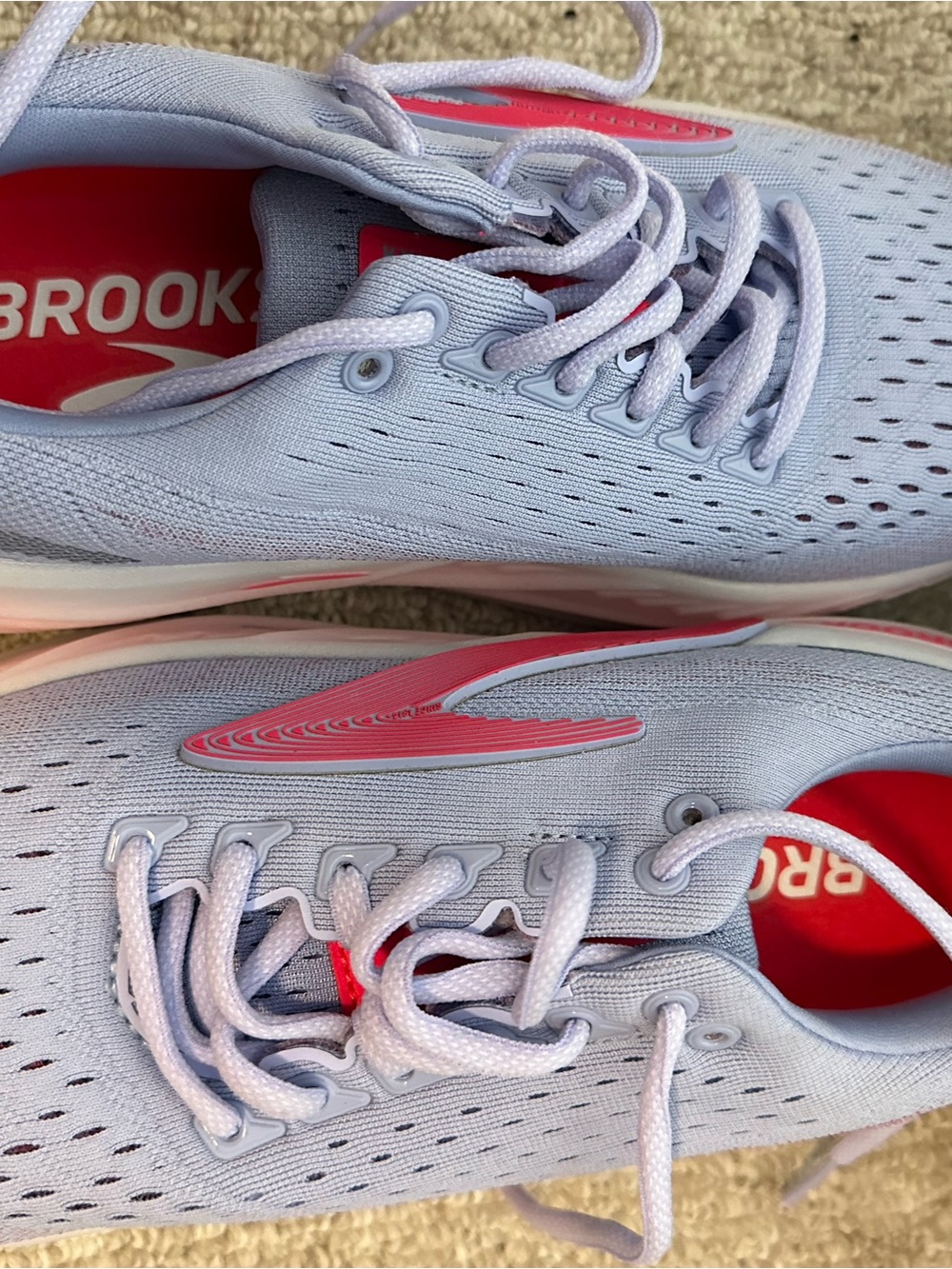 Brooks womens Light Gray and Pink Sneakers - Picture 5 of 11